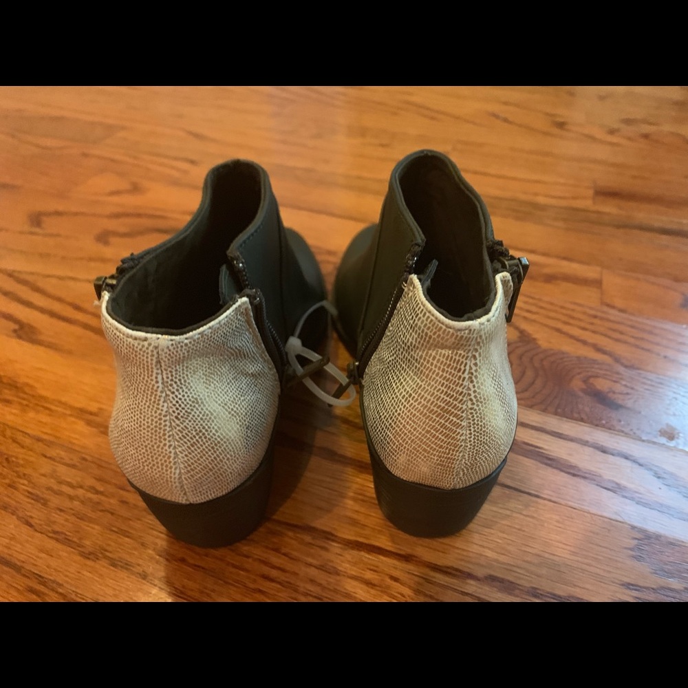 Ankle boots